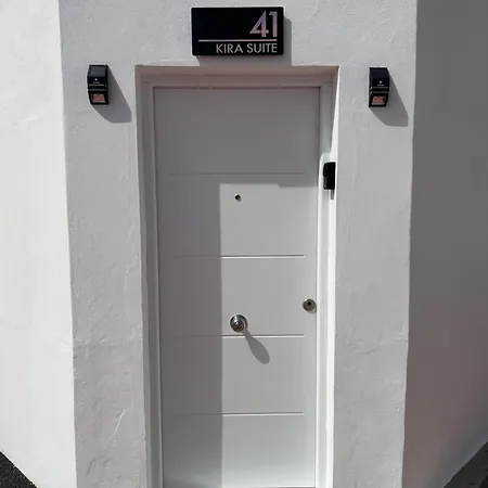 Διαμέρισμα Kira *